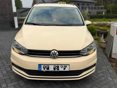 Usata VW Touran 115 CV (84 kW) 2019 Giallo Monovolume