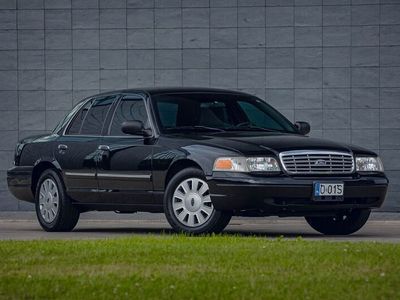 Ford Crown Victoria