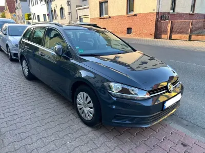 Second-hand VW Golf VII Trendline 116 CP (85 kW) 2018 Gri Break
