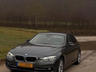 Usata BMW 330 265 CV (194 kW) 2017 Grigio Berlina