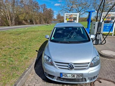Second-hand VW Golf Plus Cross Edition 102 CP (75 kW) 2006 Gri Monovolum