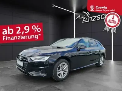 Używany Audi A4 Advanced 204 KM (150 kW) 2022 Czarny Kombi