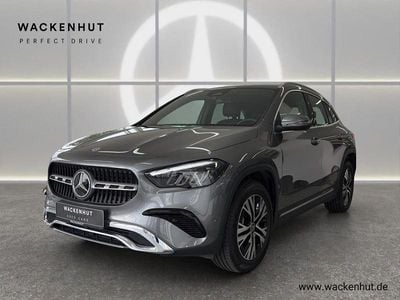 Mercedes GLA220