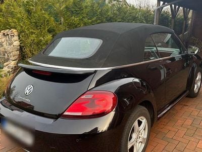 Gebraucht VW Beetle Sound 105 PS (77 kW) 2017 Schwarz Kleinwagen