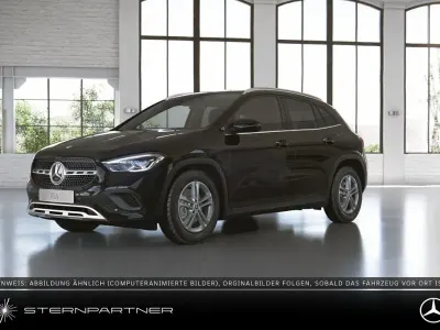 Second-hand Mercedes GLA250 Style 160 CP (117 kW) 2023 Negru SUV