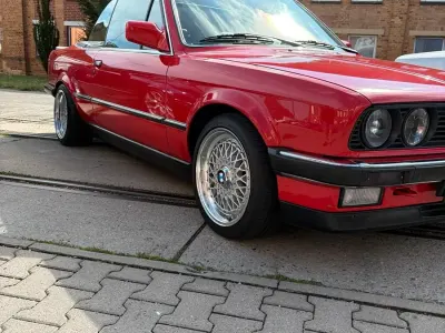 Gebraucht BMW 325 Basis 200 PS (147 kW) 1990 Rot Cabrio
