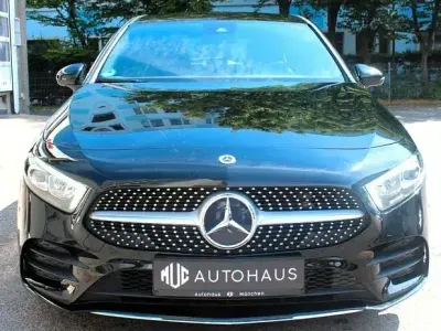 Gebraucht Mercedes A180 AMG line 136 PS (100 kW) 2020 Schwarz Limousine