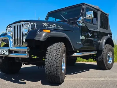 Used Jeep CJ 243 HP (178 kW) 1986 Black SUV