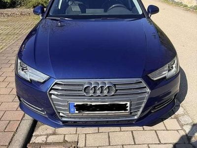 Gebraucht Audi A4 Sport 190 PS (139 kW) 2016 Blau Limousine