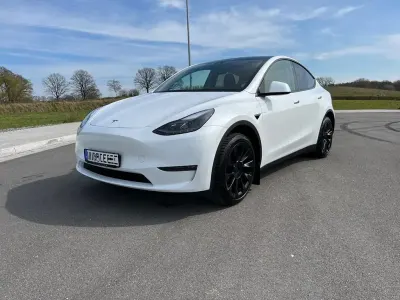 Gebraucht Tesla Model Y 366 kW (498 PS) 2022 Weiß SUV