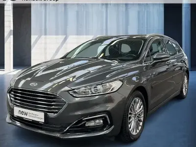 Używany Ford Mondeo Titanium 150 KM (110 kW) 2020 Szary Kombi