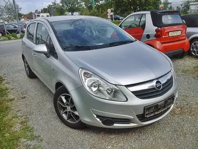 Gebraucht Opel Corsa Edition 90 PS (66 kW) 2009 Starsilber iii m2 Kleinwagen