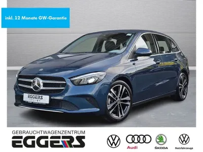 Gebraucht Mercedes B200 AMG Edition 1 163 PS (119 kW) 2019 Blau Kleinwagen