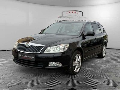 gebraucht Skoda Octavia Ambiente 1.HAND/ XENON/AHK/SHZG/PDC/DSG