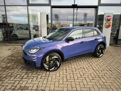Neu Fiat 600E Abarth 206 kW (281 PS) 2026 Hypnotic purple SUV