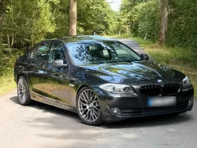 Gebraucht BMW 523 204 PS (150 kW) 2011 Andere farben Limousine