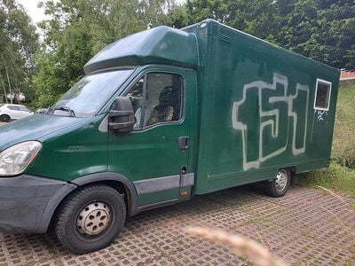 Gebraucht Iveco Daily 78 PS (57 kW) 2010 Grün Van / Kleinbus