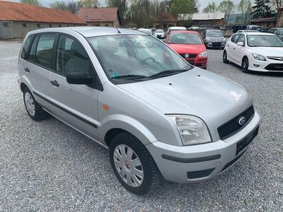 Second-hand Ford Fusion Ambiente 75 CP (55 kW) 2005 Argintiu Hatchback