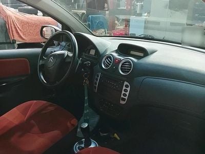 Gebraucht Citroën C2 74 PS (54 kW) 2003 Schwarz Kleinwagen