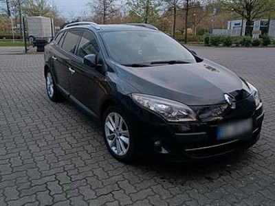 Second-hand Renault Mégane GrandTour 110 CP (80 kW) 2012 Negru Break
