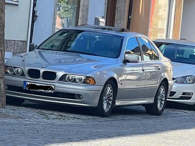 BMW 525