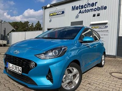 Gebraucht Hyundai i10 Edition 30 67 PS (49 kW) 2022 Aqua turquoise / met Kleinwagen