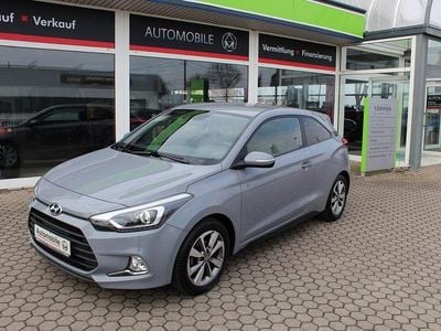 Gebraucht Hyundai i20 101 PS (74 kW) 2016 Grau Coupé