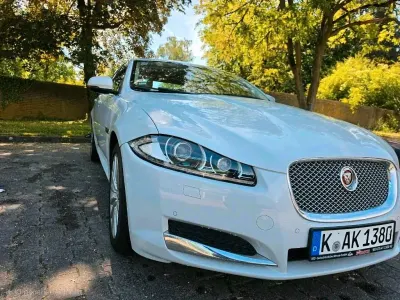 Gebraucht Jaguar XF 200 PS (147 kW) 2015 Weiß Limousine