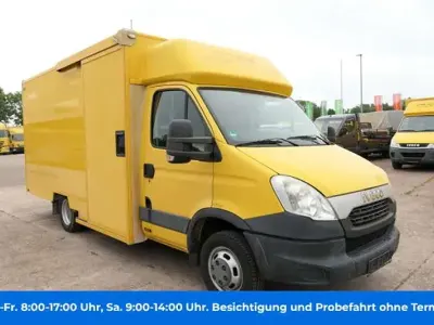 Gebraucht Iveco Daily 136 PS (100 kW) 2013 Gelb Van