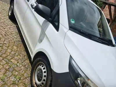 Gebraucht Mercedes Vito 101 PS (74 kW) 2021 Weiß Van