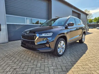 Nuova Skoda Karoq Selection 150 CV (110 kW) 2026 Nero SUV