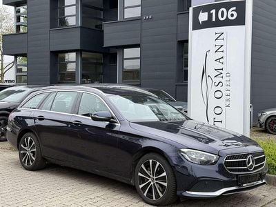 Gebraucht Mercedes E300 Avantgarde 211 PS (155 kW) 2022 Nautikblau  metalliclack Kombi