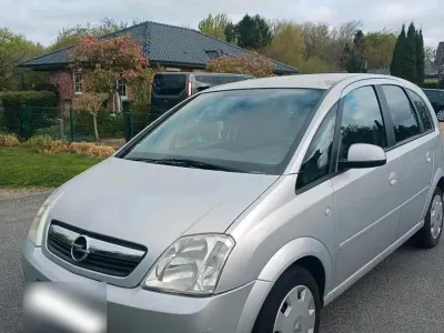 Usata Opel Meriva 105 CV (77 kW) 2006 Argento Monovolume