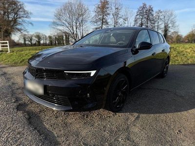 Second-hand Opel Astra 131 CP (96 kW) 2024 Negru Break