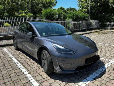 Second-hand Tesla Model 3 366 kW (498 CP) 2022 Berlinǎ
