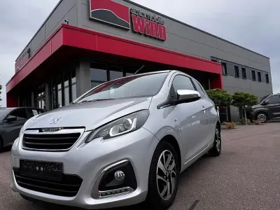 Gebraucht Peugeot 108 Allure 82 PS (60 kW) 2016 Silber Kleinwagen