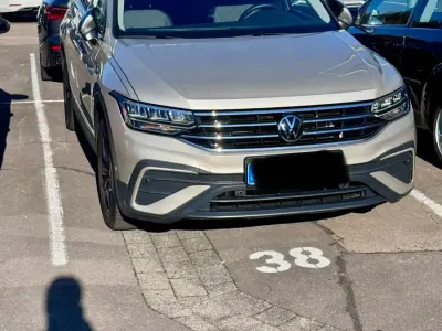 Gebraucht VW Tiguan Allspace Move 150 PS (110 kW) 2024 Silber SUV