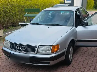 Gebraucht Audi 100 114 PS (83 kW) 1990 Silber Limousine