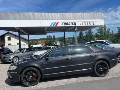 Gebraucht VW Phaeton 239 PS (175 kW) 2013 Braun Limousine
