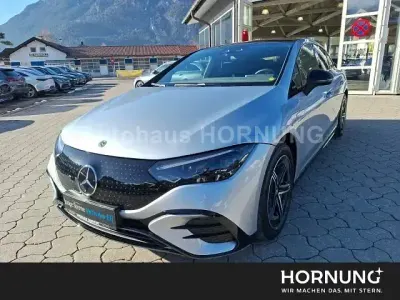 Gebraucht Mercedes EQE300 AMG 180 kW (245 PS) 2025 Metalliclack hightechsilber Limousine