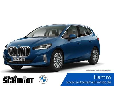 Phytonicblau metallic Gebraucht 2024 BMW 220 Active Tourer Luxury Line Van / Kleinbus | 41.878 €