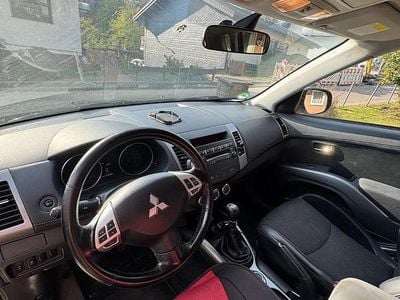 Usata Mitsubishi Outlander Intense 177 CV (130 kW) 2011 Nero SUV