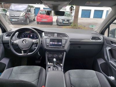 gebraucht VW Tiguan 2.0 TDI SCR DSG 4MOTION Highline Highline