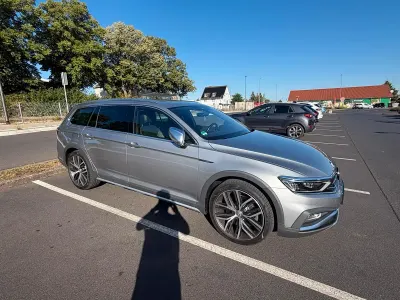 Gebraucht VW Passat Alltrack 240 PS (176 kW) 2020 Silber Kombi