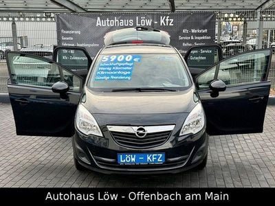 Schwarz Gebraucht 2012 Opel Meriva Selection Van / Kleinbus | 5.900 € (Fairer Preis)