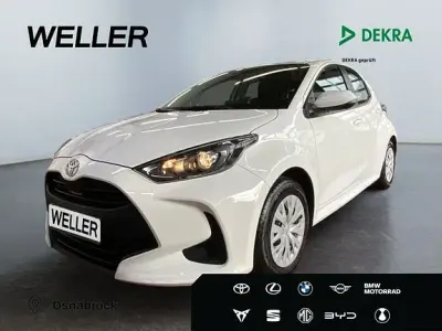 Gebraucht Toyota Yaris Business Edition 116 PS (85 kW) 2024 Super white Kleinwagen