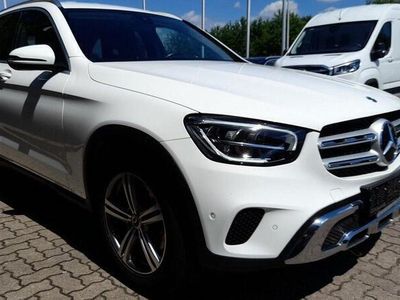 Usata Mercedes GLC200 Business 163 CV (119 kW) 2021 Bianco SUV