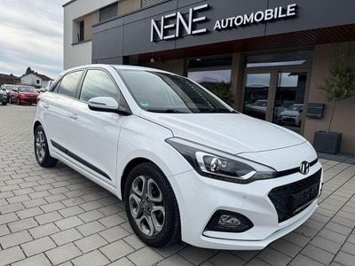 Gebraucht Hyundai i20 Style 84 PS (61 kW) 2019 Weiß Kleinwagen