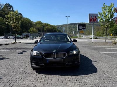Second-hand BMW 530 258 CP (189 kW) 2014 Negru Berlinǎ