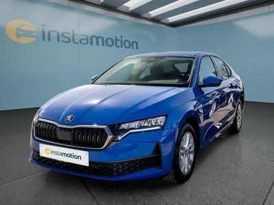 Używany Skoda Octavia 116 KM (85 kW) 2025 Niebieski Sedan/Limuzyna